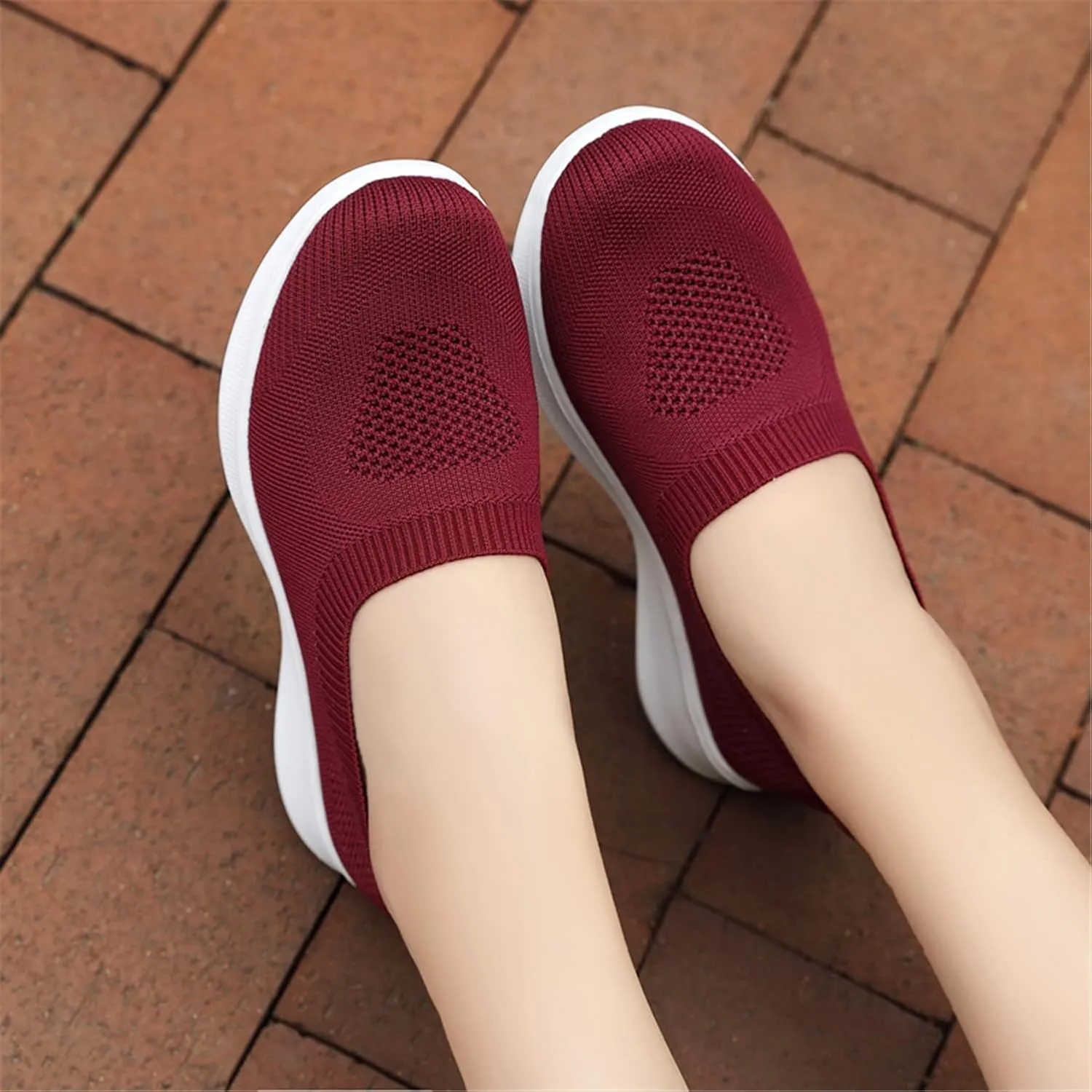 ChicWind Women's Mesh Walking Loafer Shoes Slip on Sock Sneakers Easy Nurse Flat Work Shoes