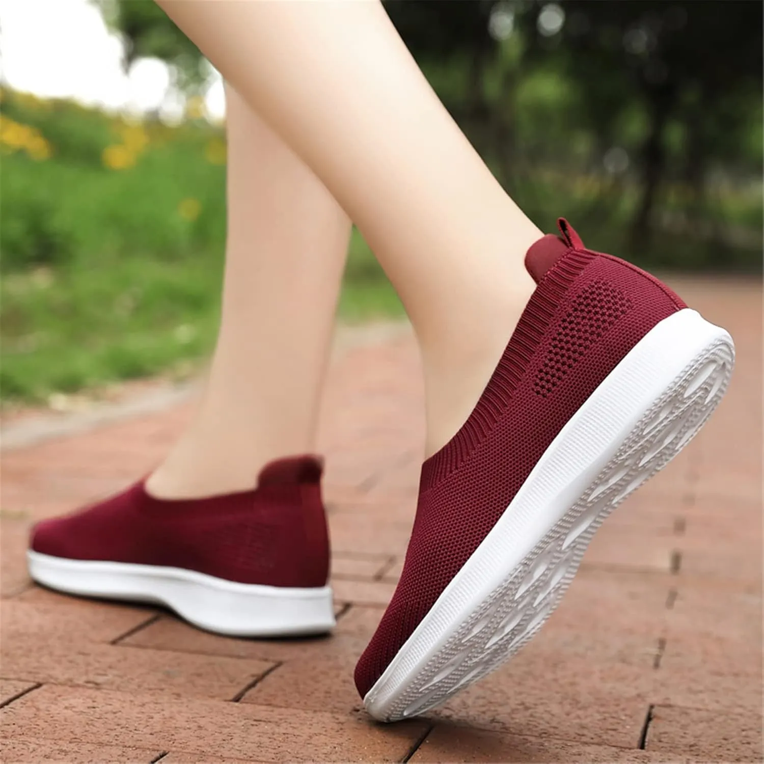 ChicWind Women's Mesh Walking Loafer Shoes Slip on Sock Sneakers Easy Nurse Flat Work Shoes