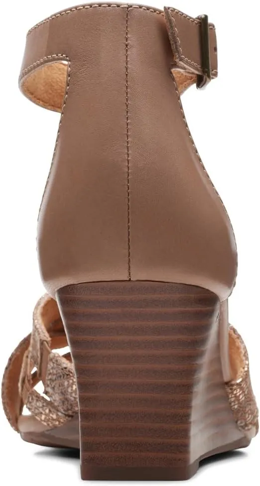 Clarks Women's Fashion Wedge Sandal