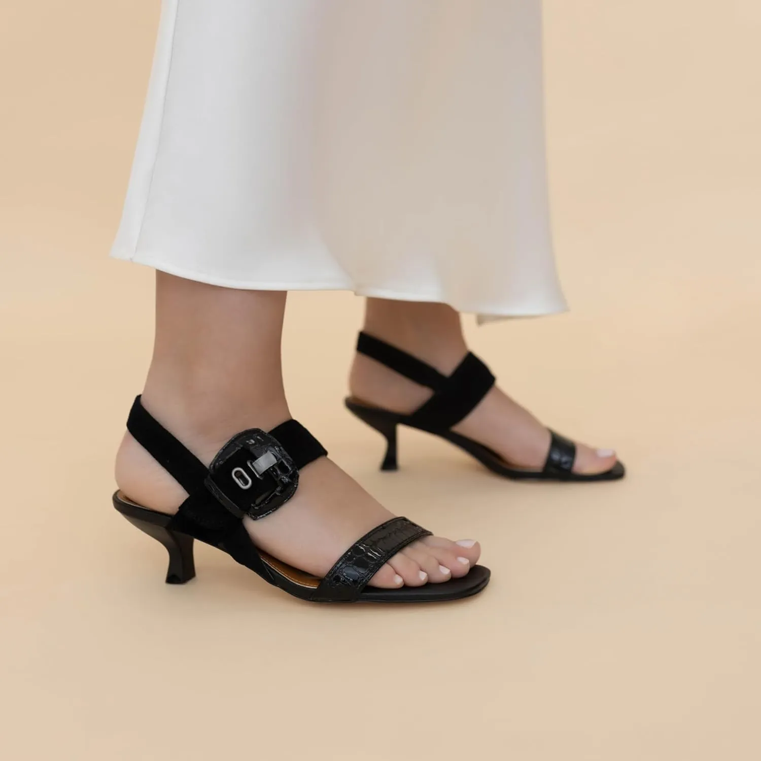 Donald Pliner Women's Keiran Soft Metallic Brush Off Heeled Sandal