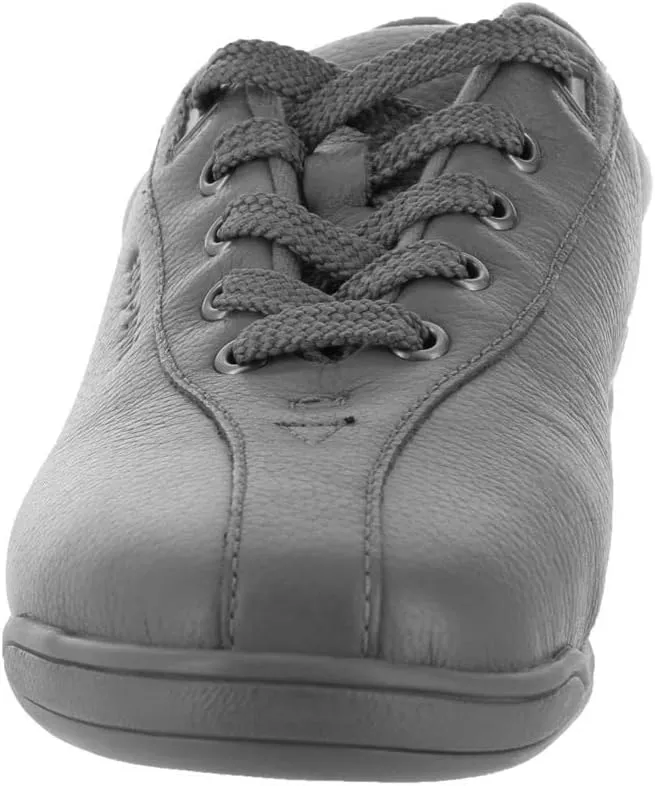 Easy Spirit Women's AP1 Leather Walking Shoe
