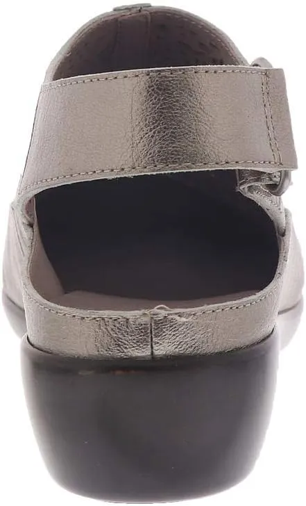 Easy Spirit Women's Dawn Clog