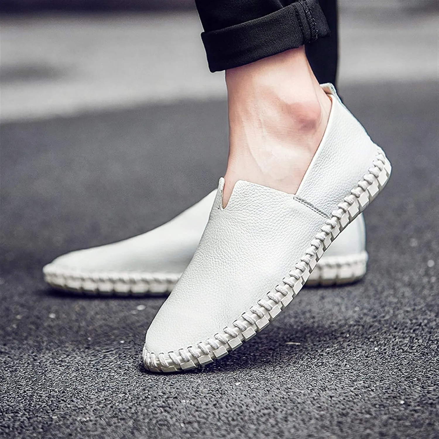 Easy to Put and Remove Loafer Shoes for Men Cowhide Stitching Details Round Toe Comfortable Resistant Flexible Driving Slip On for All Occasions