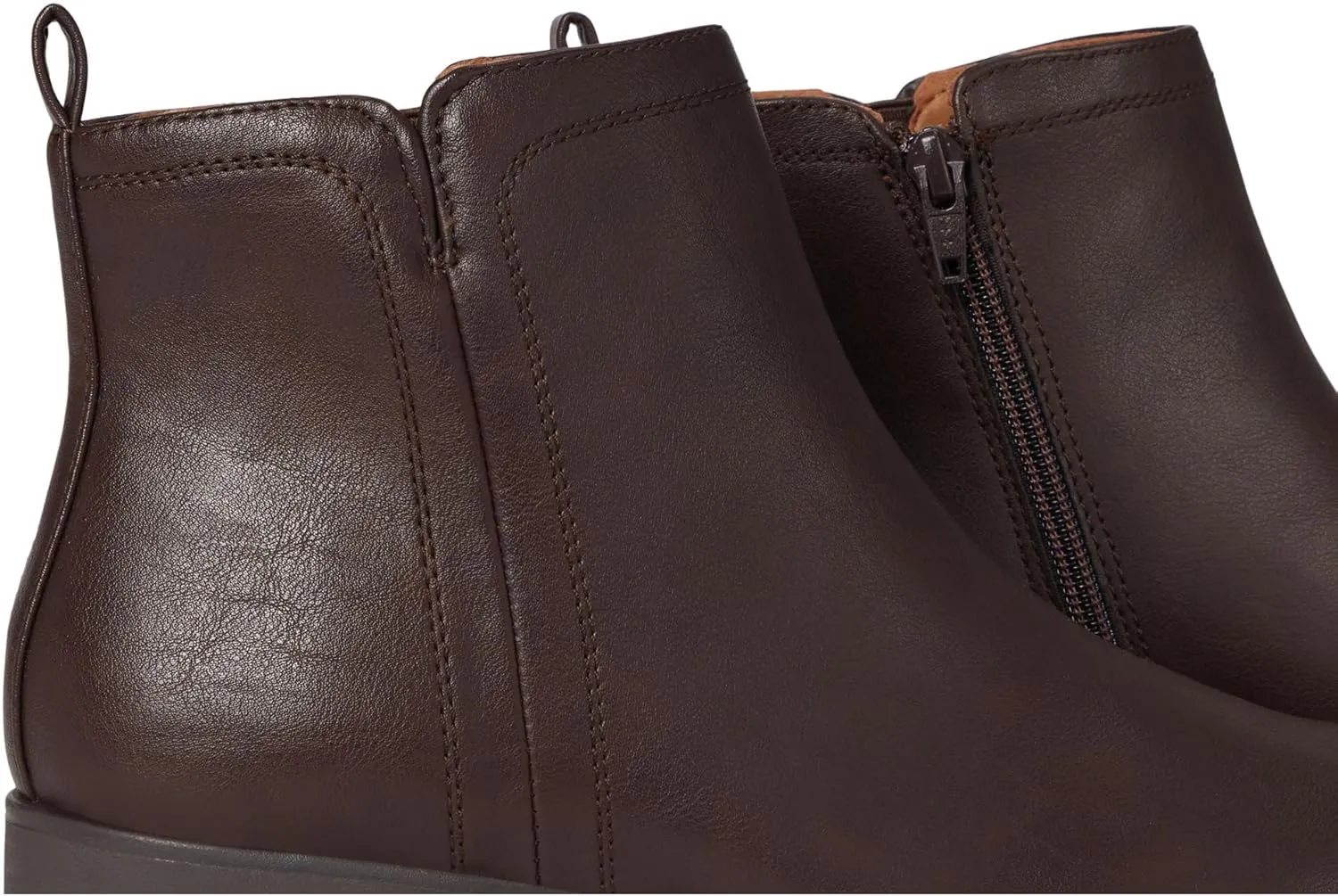 Eurosoft by Sofft Women's Dallan Ankle Boot