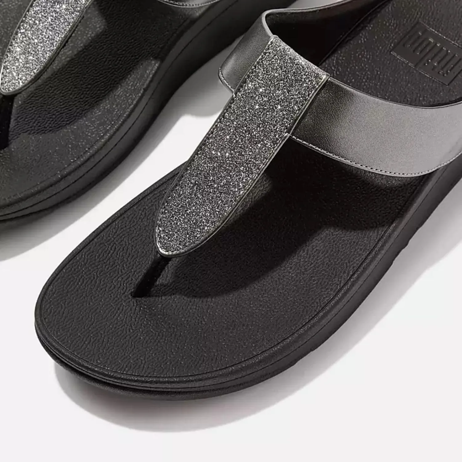 FitFlop Women's FINO Glitterdust Metallic Toe Post Flip Flop Sandal