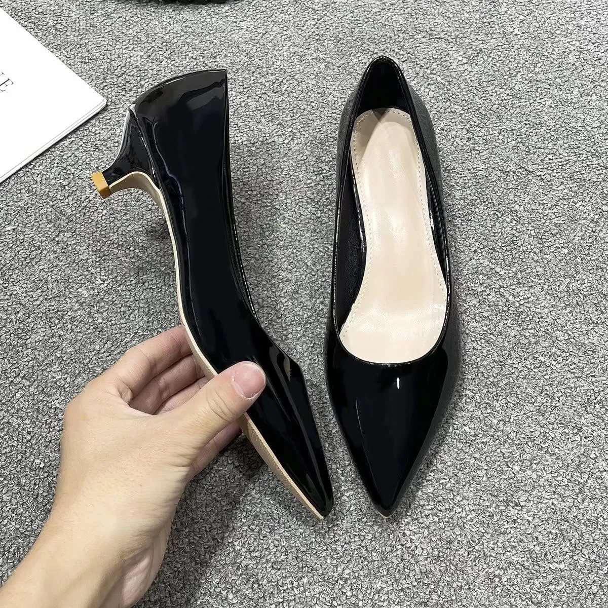 LUXINYU Women's Classic Fashion Pointed Toe Kitten Heel Dress Pumps Shoes Comfort Low Heel Work Shoes
