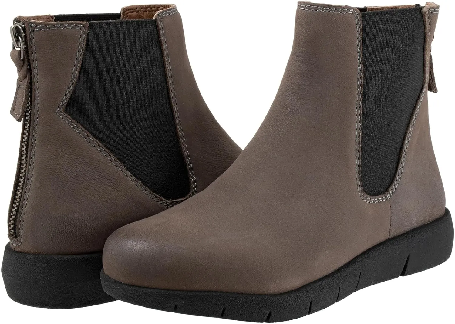 SoftWalk Women's Albany Ankle Boot