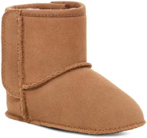 UGG Unisex-Baby Classic Fashion Boot