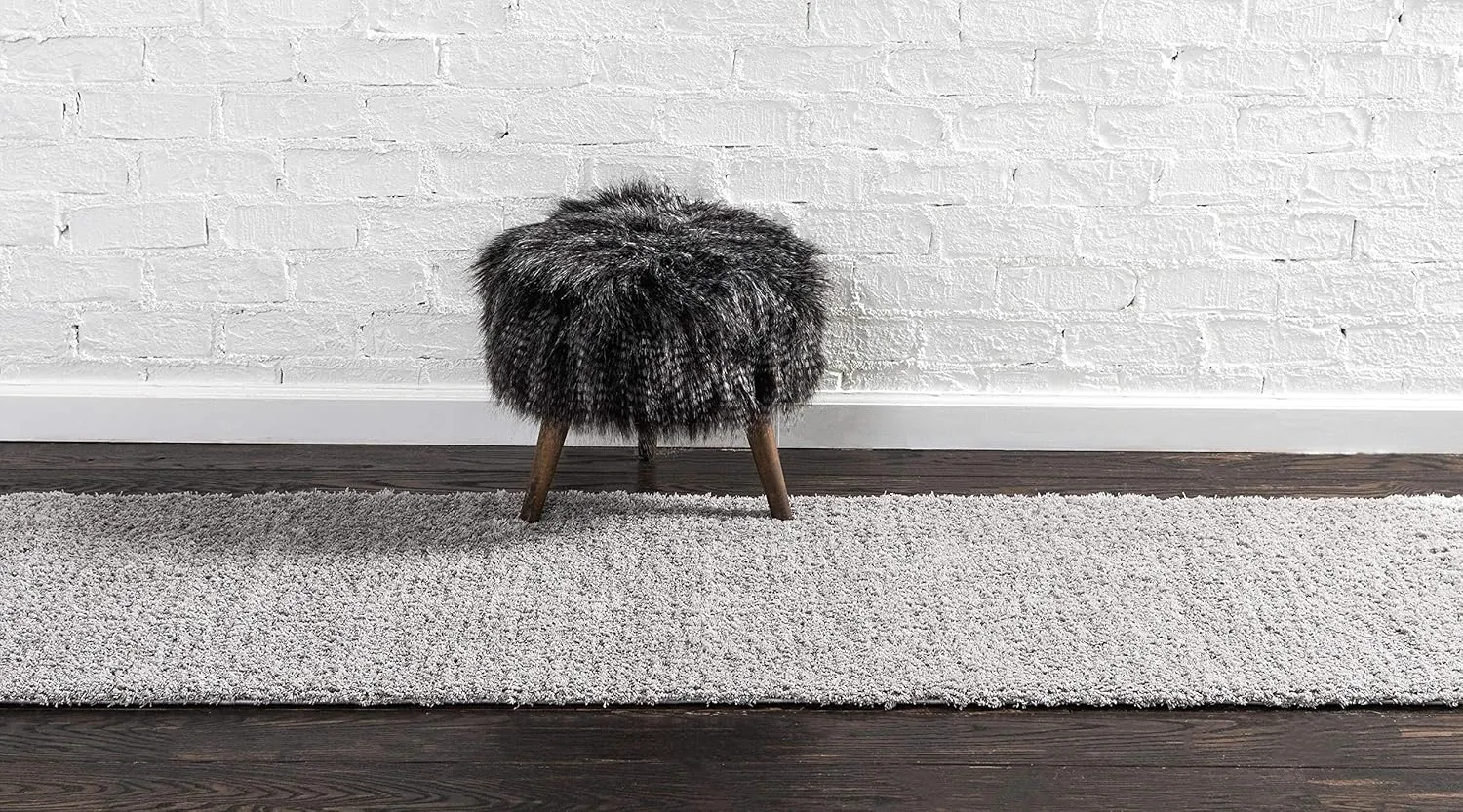 Unique Loom Studio Solid Shag Collection Urban Modern Super Soft & Plush Area Rug, 2 ft x 6 ft 7 in, Light Gray
