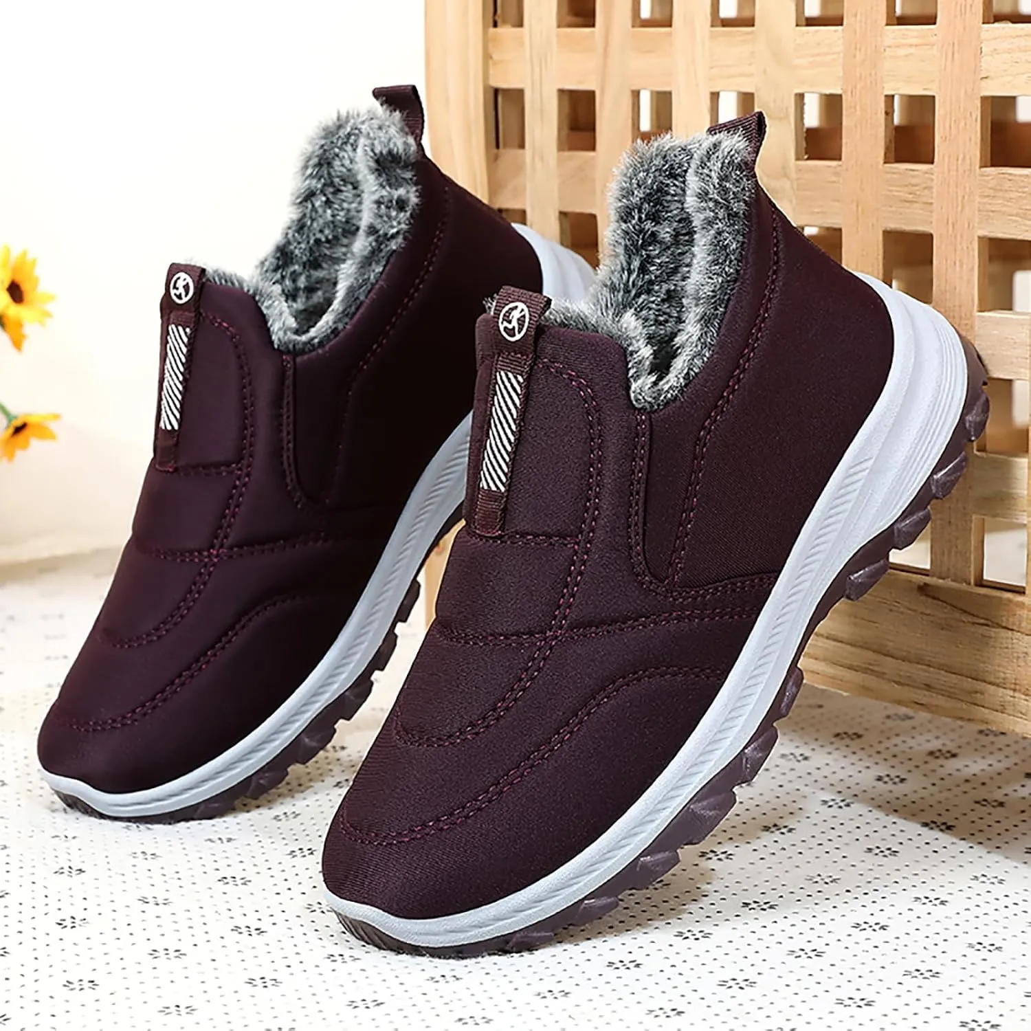 Women Winter Snow Boots Comfortable Warm Fur lined Slip on Ankle Boots Lightweight Waterproof Outdoor Booties