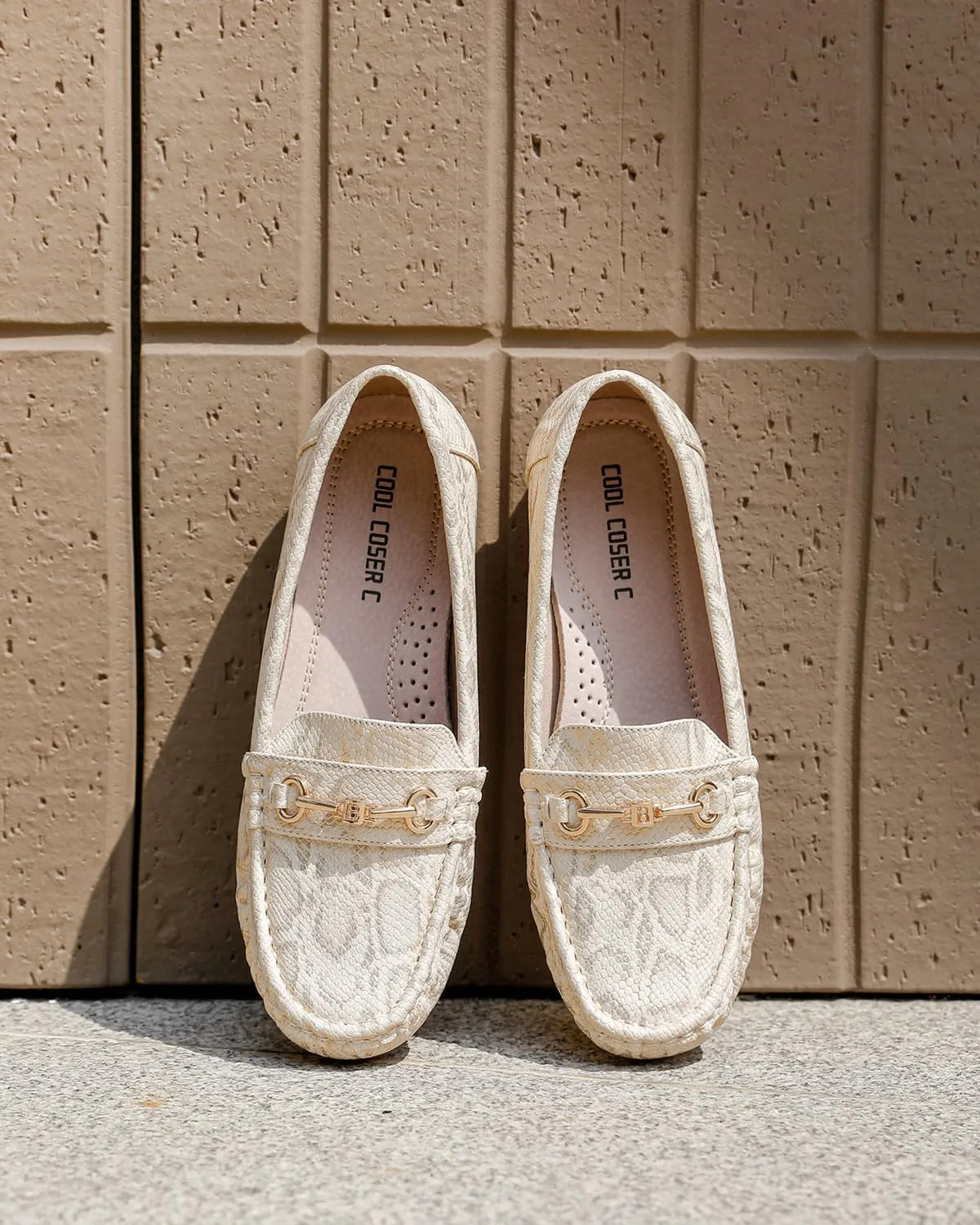 Women's Loafers Casual Slip on Flat Shoes Womens Penny Loafers Moccasions Comfort Dressy Work Shoes