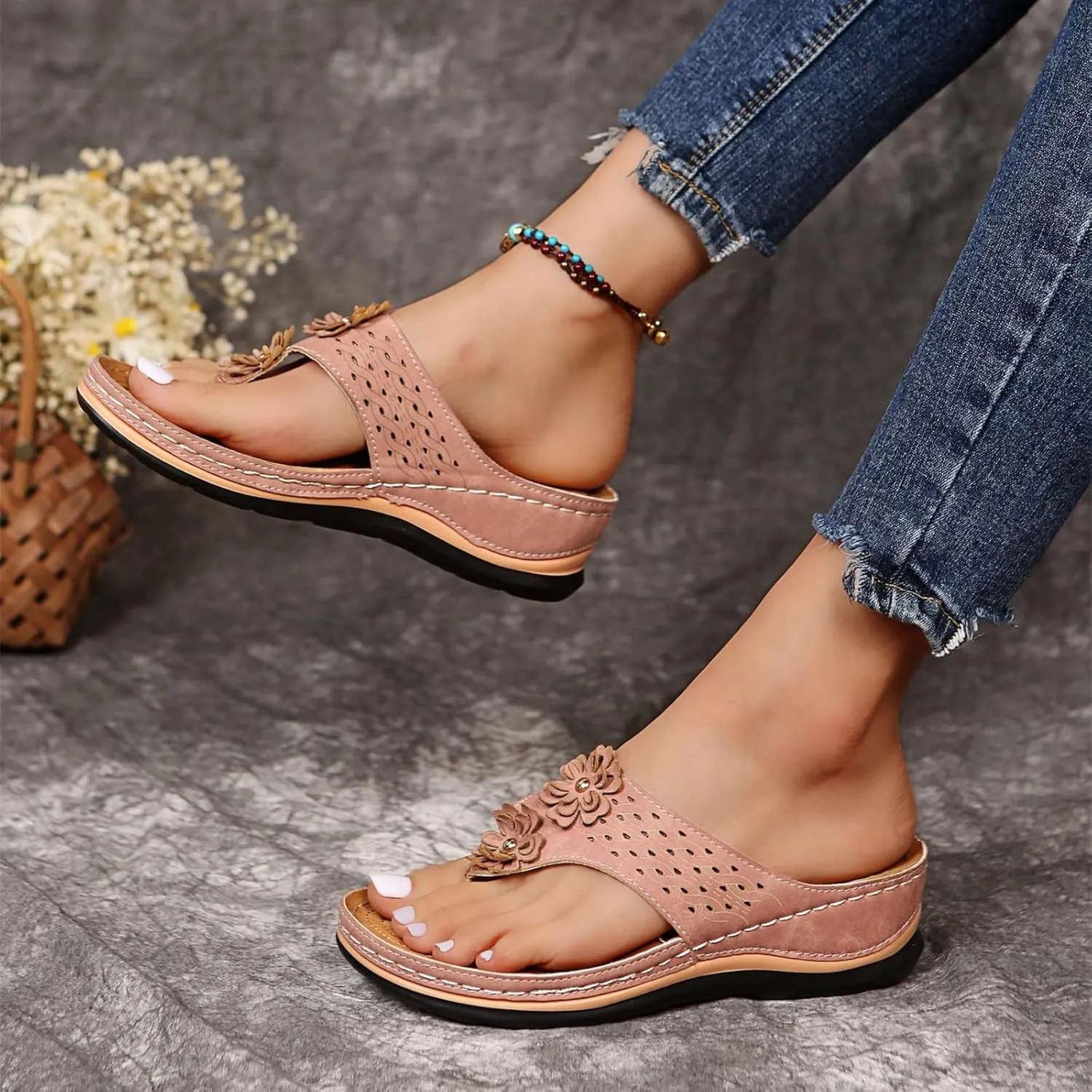 Women's Vintage 3D Floral Cutout Sandals with Arch Support Flip Flops,Bohemian Wedge Open Toe Casual Walking Beach Sandals